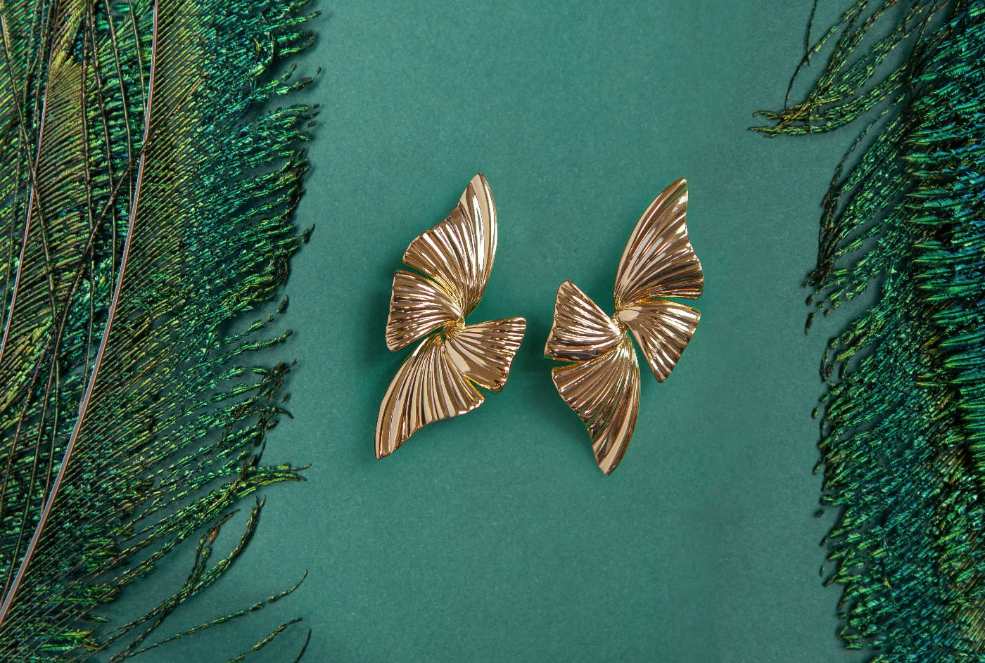 libra I balance fly yellow gold