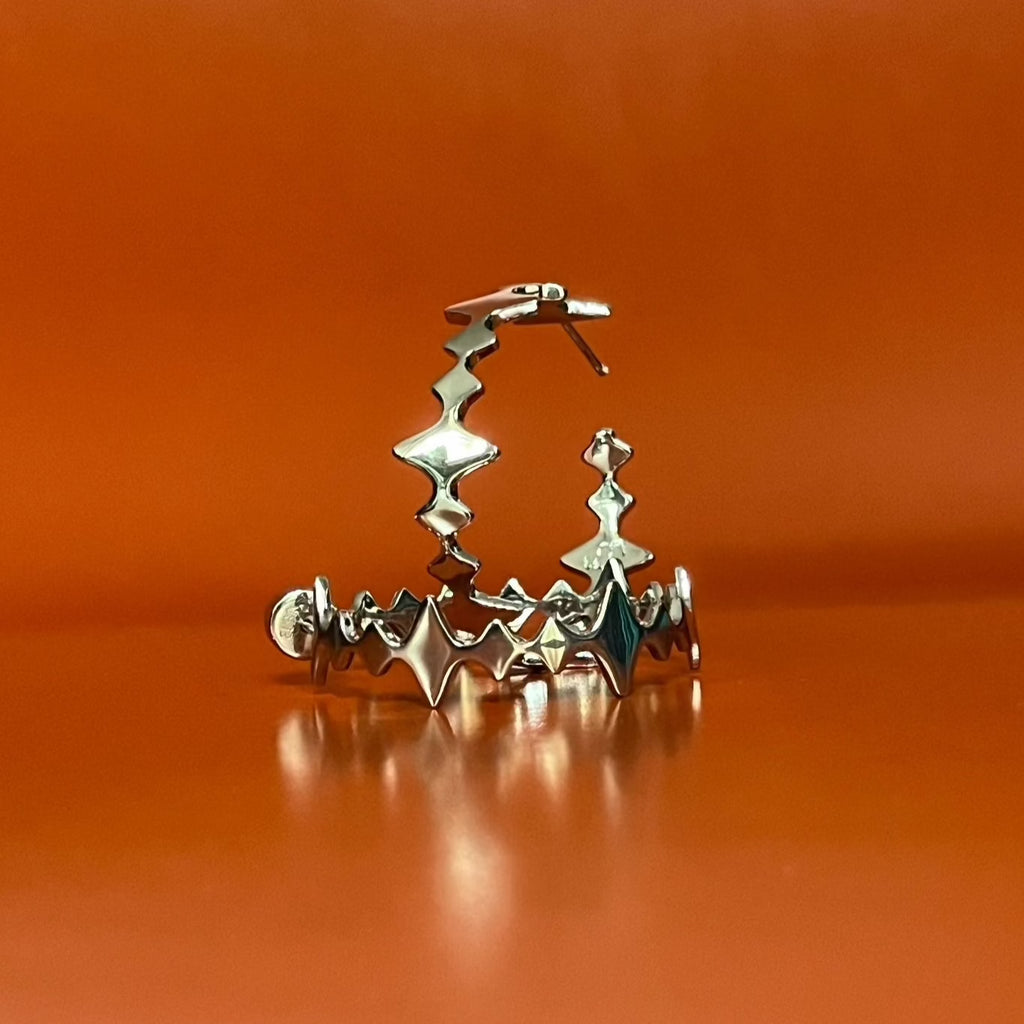argola media 4,1cm ouro branco  foto angulo3/4